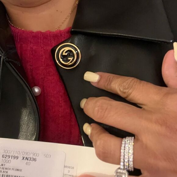 Ladies Gucci leather jacket - Picture 12 of 12